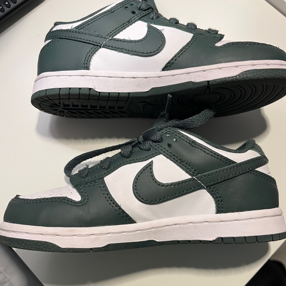 Nike Kids Dunks Low Hunter Green & White